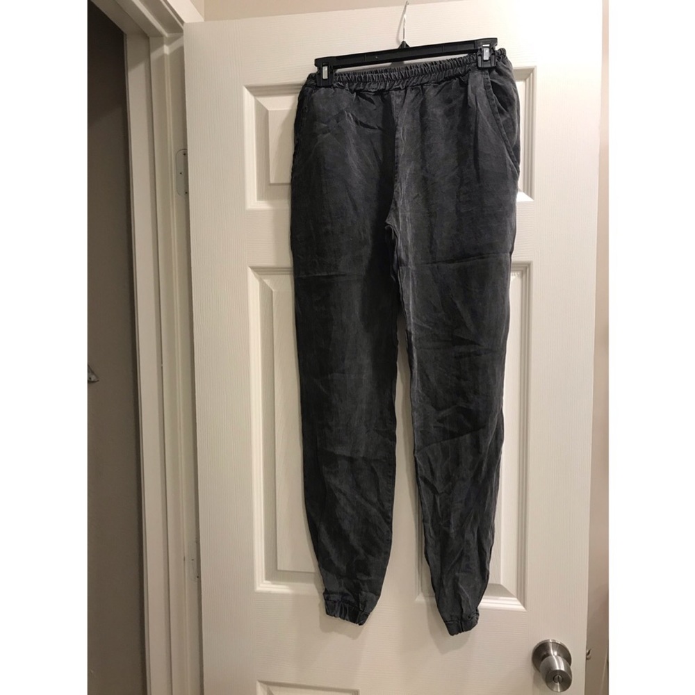 Brandy Melville Stone Wash Pants w/Pockets!!!